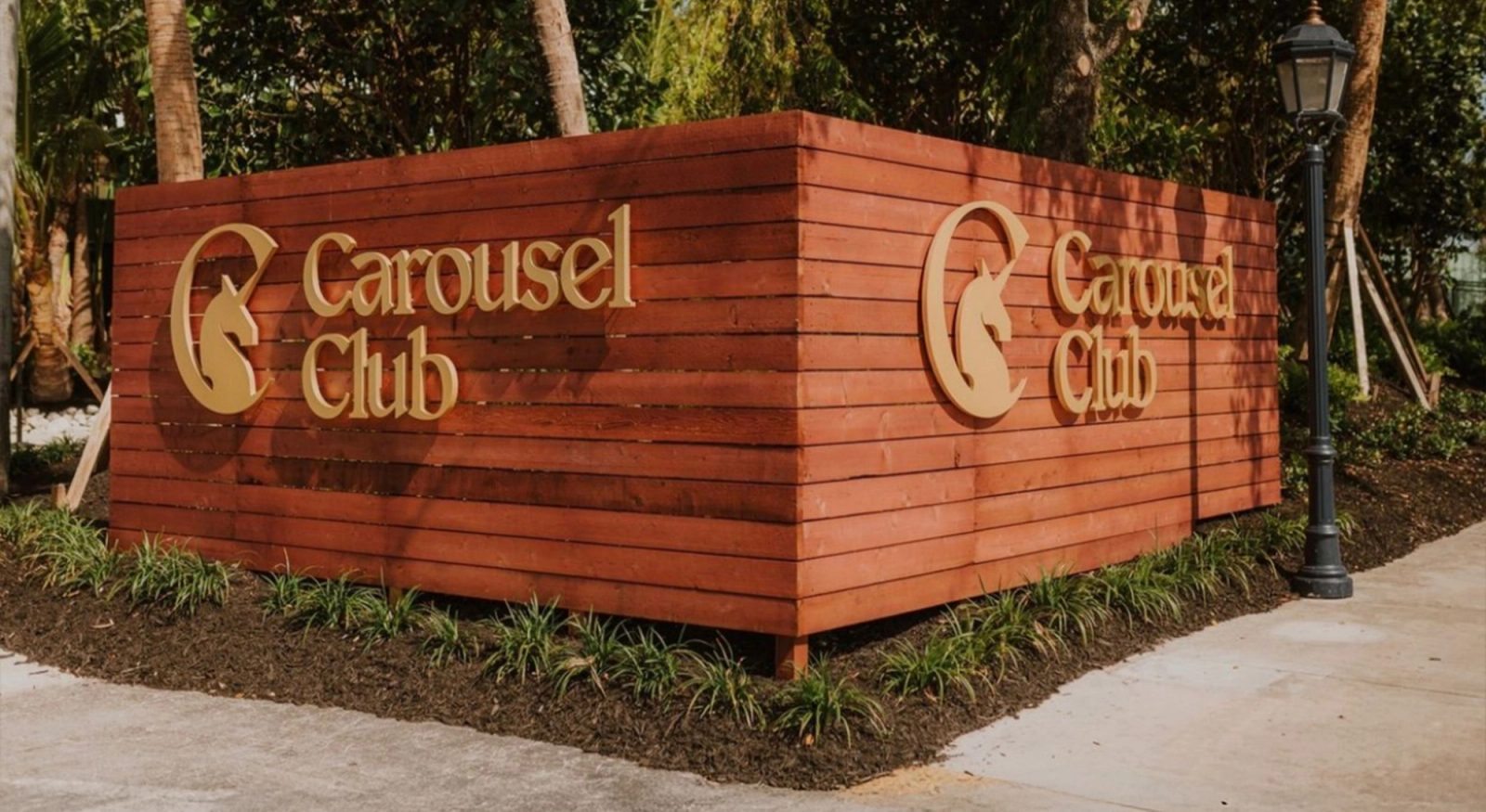 Carousel Club Logo IRL