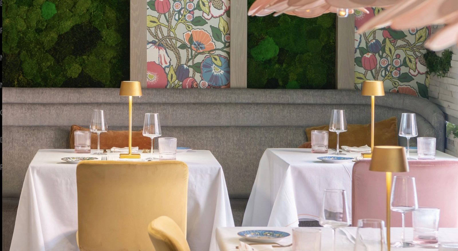 Amalia Hotel Restaurant interior